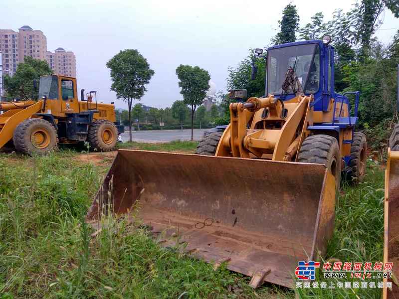 江西出售转让二手4262小时2009年龙工LG833装载机
