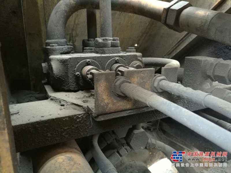 山西出售转让二手2500小时2012年龙工LG850D装载机