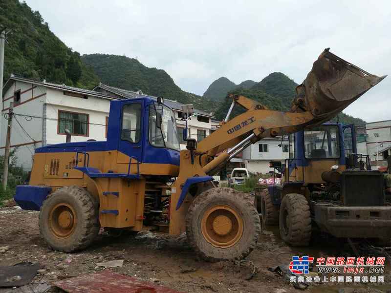贵州出售转让二手12357小时2007年龙工LG833装载机