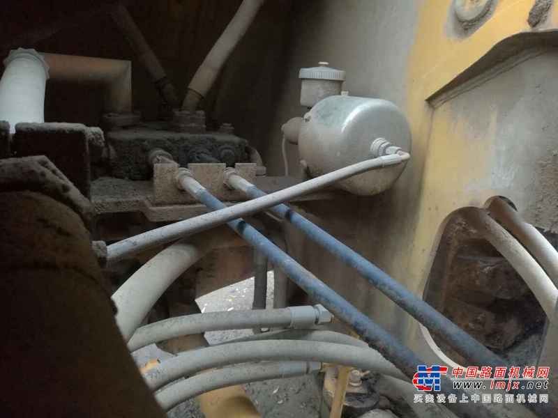 山西出售转让二手4000小时2010年龙工LG855B装载机