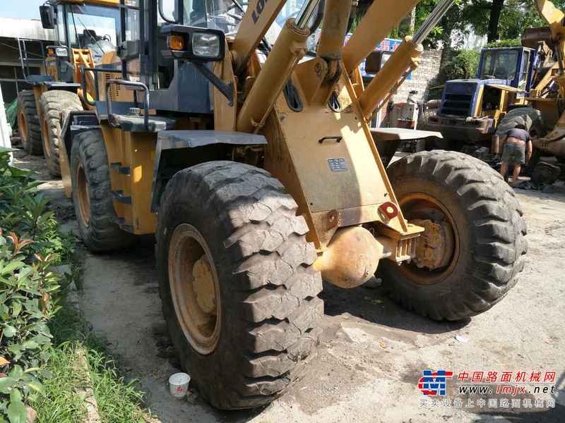 贵州出售转让二手4672小时2011年龙工LG833B装载机