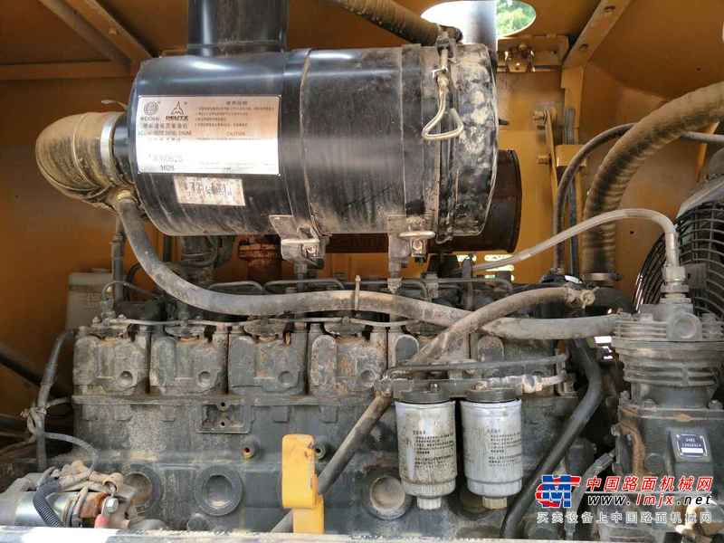 贵州出售转让二手794小时2014年龙工LG833B装载机