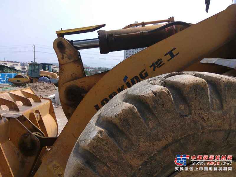 陕西出售转让二手9000小时2009年龙工LG855装载机