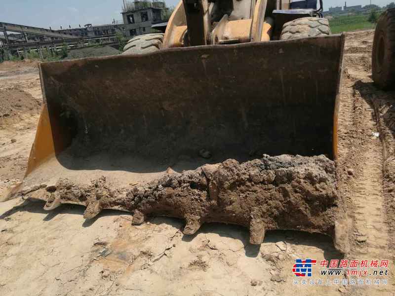 山西出售转让二手9000小时2006年龙工850装载机