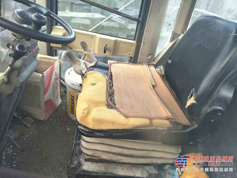 贵州出售转让二手6000小时2010年龙工LG855B装载机