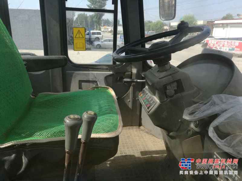 山西出售转让二手2200小时2014年厦工XG955III装载机
