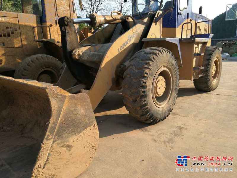 贵州出售转让二手8549小时2009年龙工LG833F装载机