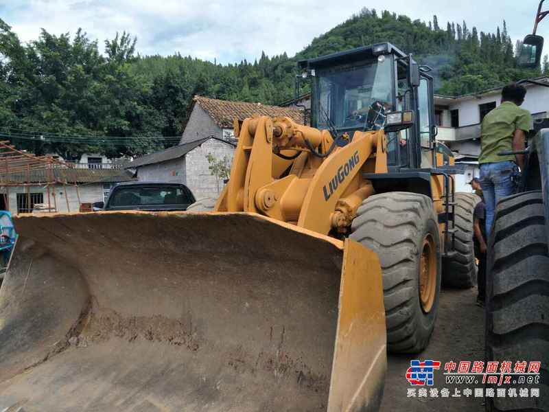 贵州出售转让二手6000小时2012年柳工CLG862装载机