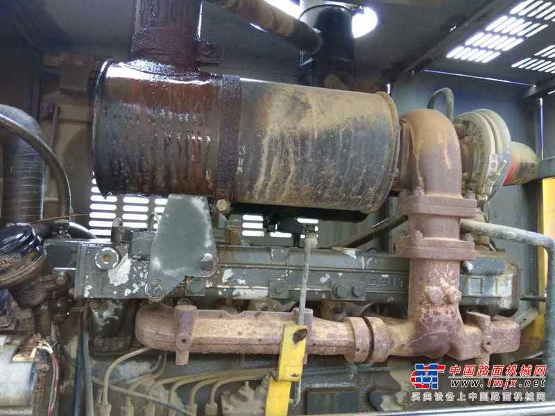 陕西出售转让二手9600小时2008年龙工LG833B装载机