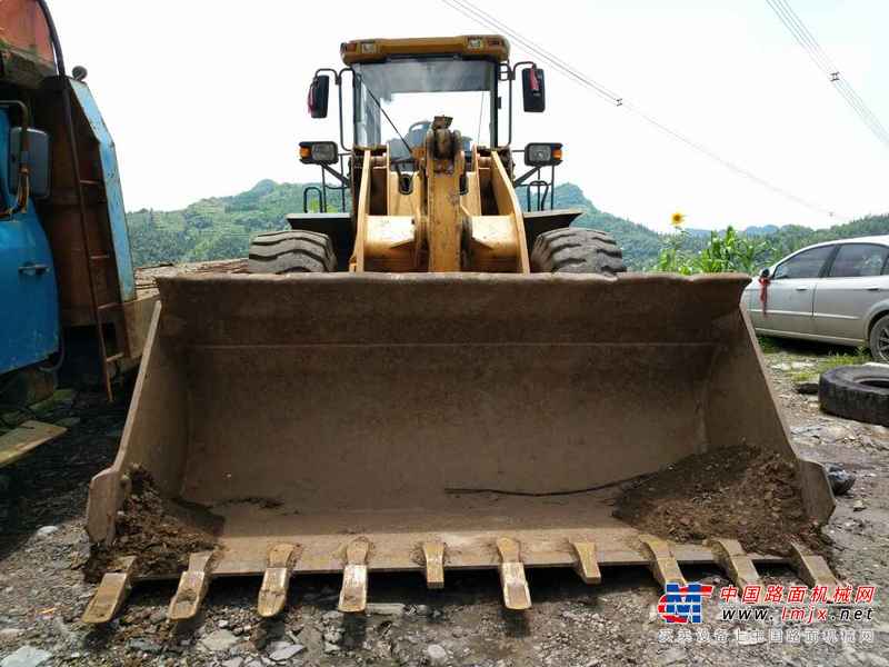 贵州出售转让二手3705小时2012年龙工LG855装载机