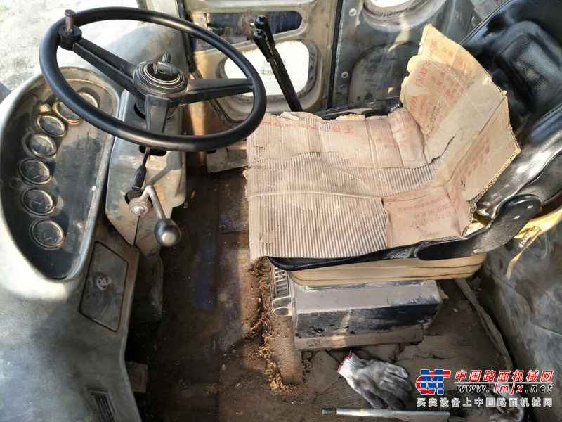 贵州出售转让二手5000小时2004年龙工LG850D装载机