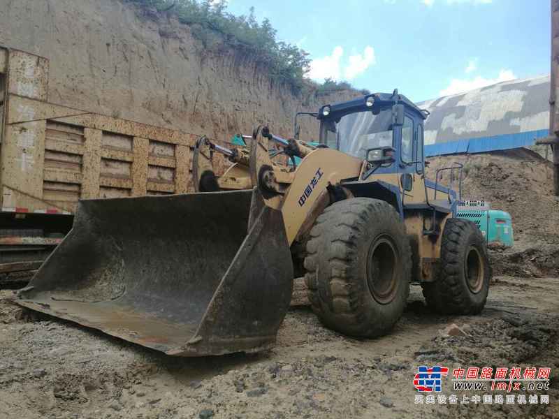 山西出售转让二手5000小时2009年龙工LG855D装载机