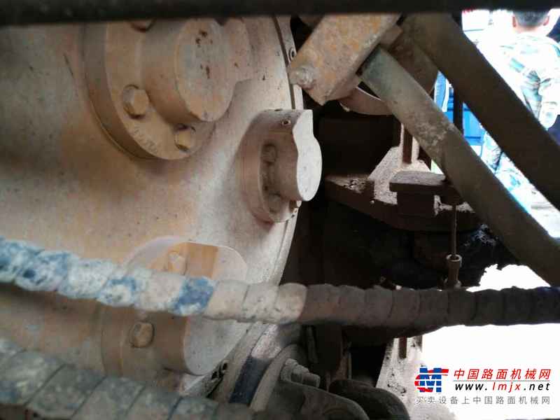 贵州出售转让二手3052小时2012年龙工LG833B装载机