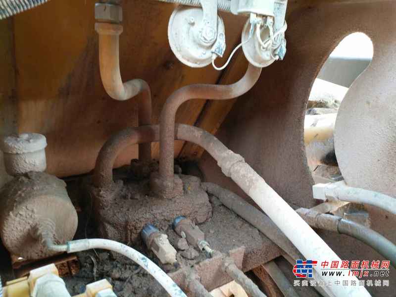 贵州出售转让二手4852小时2010年龙工LG833B装载机