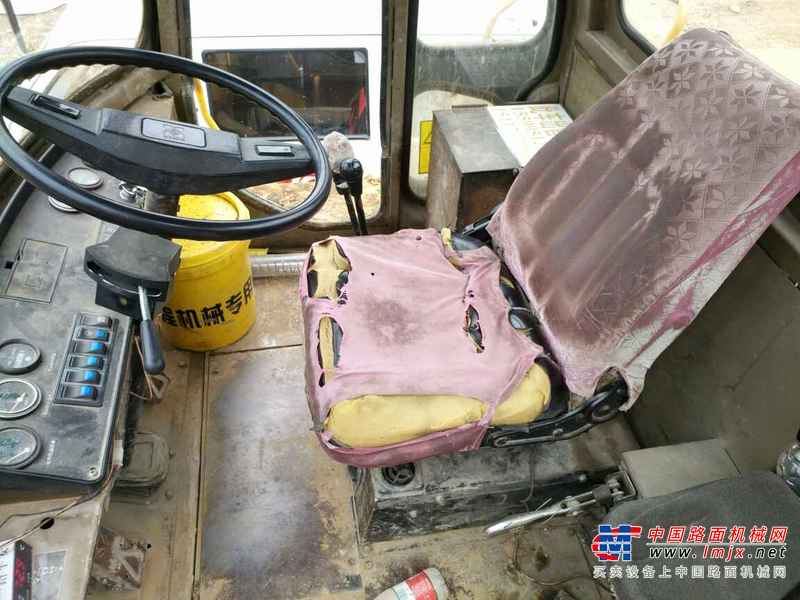 贵州出售转让二手2903小时2009年龙工LG855装载机