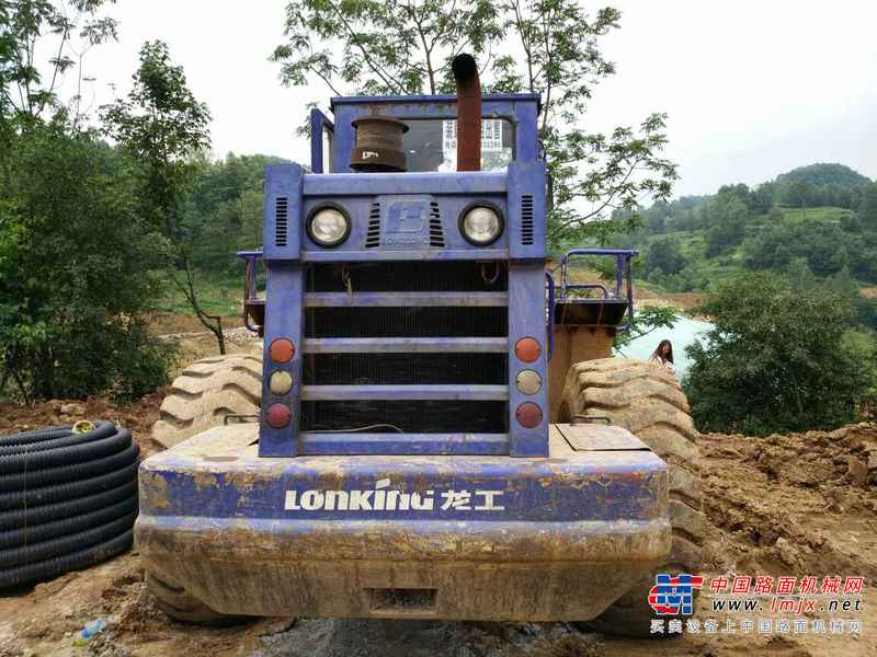 贵州出售转让二手2903小时2009年龙工LG855装载机
