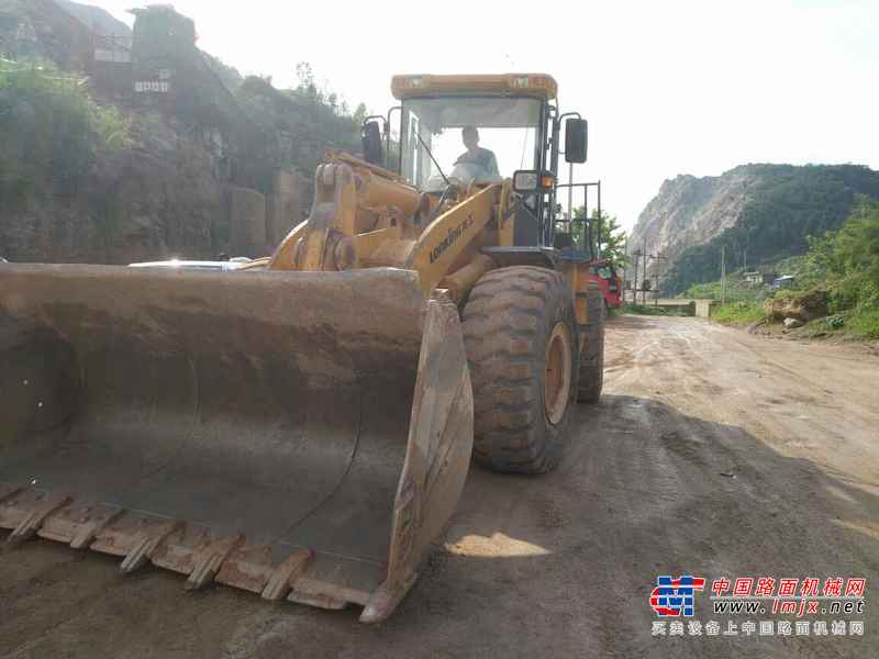贵州出售转让二手5107小时2012年龙工CDM855W装载机