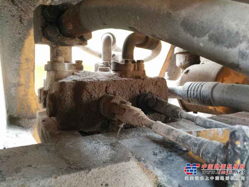 贵州出售转让二手5106小时2010年柳工CLG855装载机