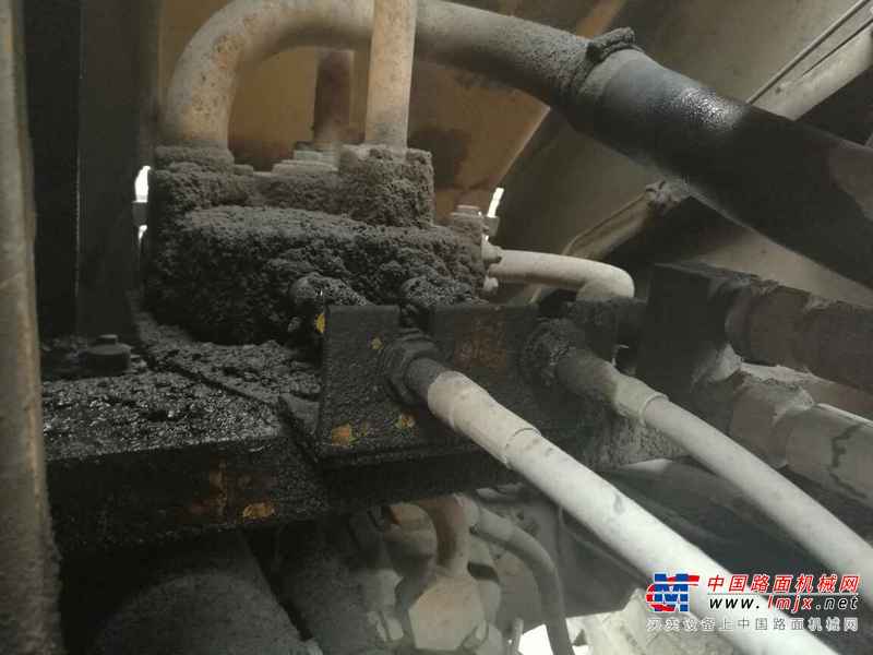 山西出售转让二手6000小时2010年龙工LG850装载机