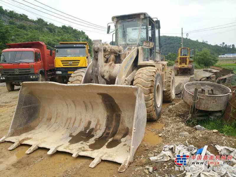 贵州出售转让二手6429小时2009年柳工CLG855装载机