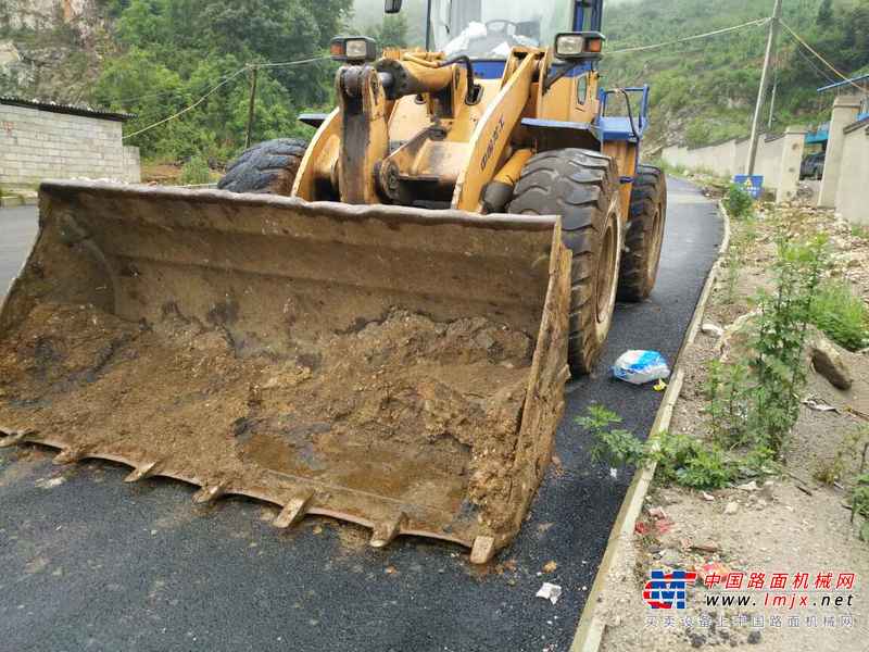 贵州出售转让二手5643小时2008年龙工LG853装载机
