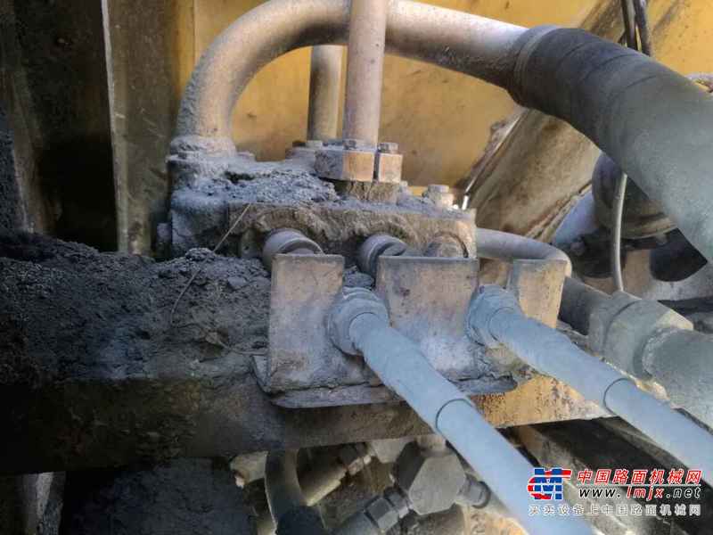 山西出售转让二手6000小时2003年龙工ZL50D装载机