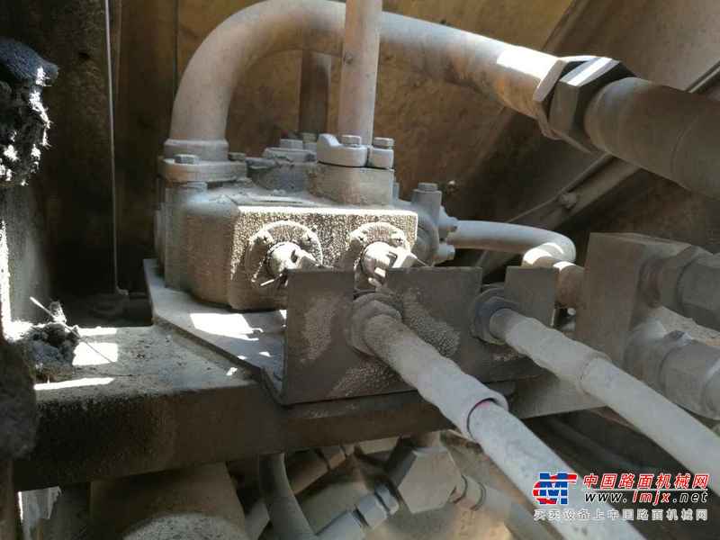 山西出售转让二手2000小时2012年龙工LG850D装载机