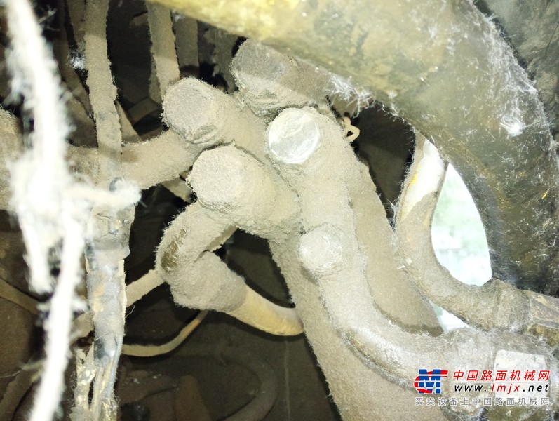 山西出售转让二手7000小时2006年山工ZL50D装载机