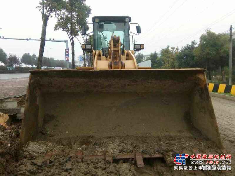 贵州出售转让二手4032小时2013年柳工CLG855装载机