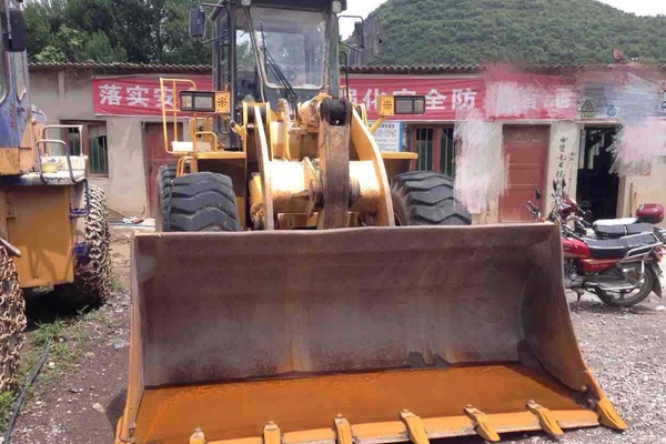 贵州出售转让二手3000小时2013年柳工CLG855N装载机