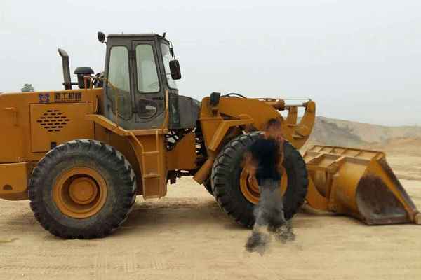 陕西出售转让二手6000小时2008年厦工XG951L装载机