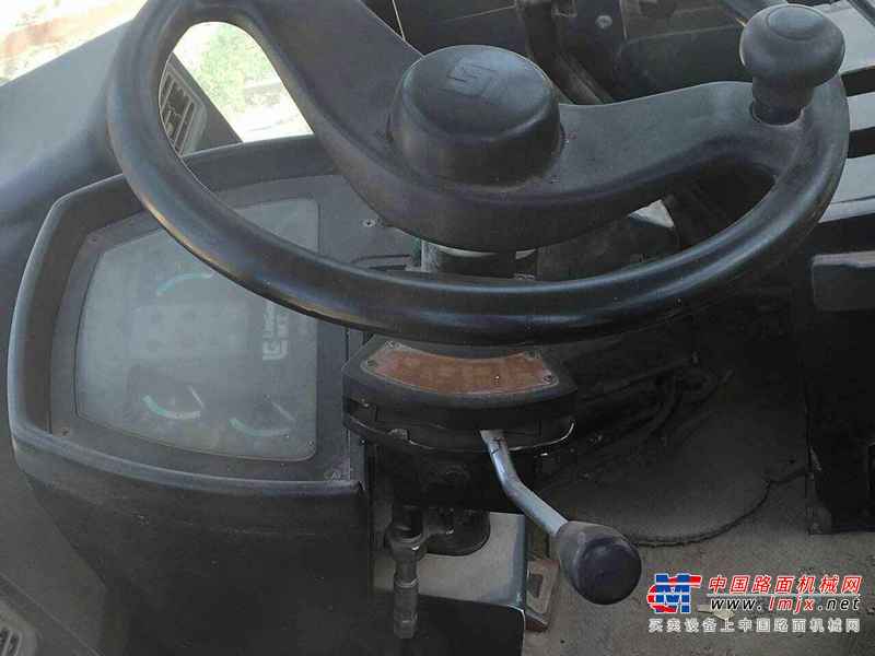 山西出售转让二手5000小时2011年柳工CLG855装载机
