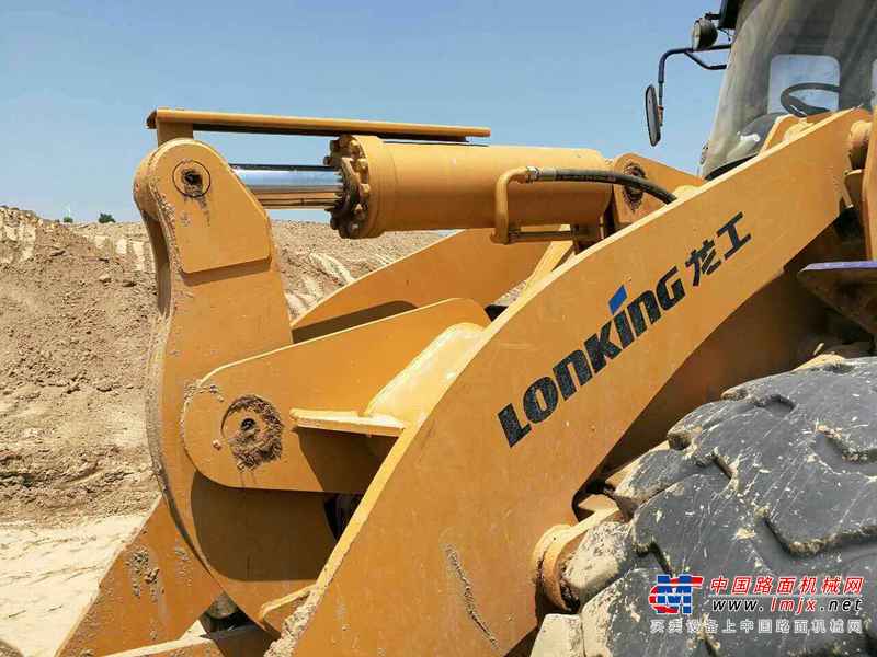 陕西出售转让二手8000小时2011年龙工ZL50C装载机
