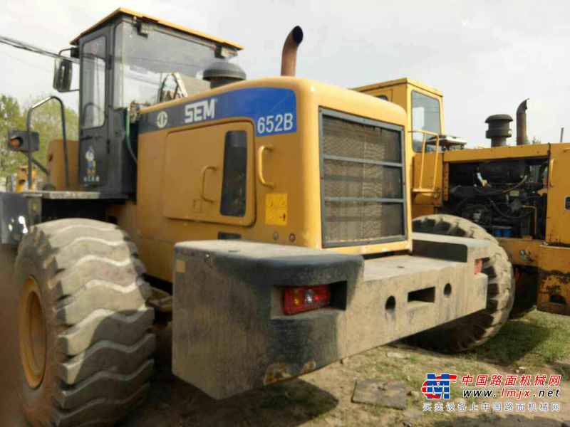 山东出售转让二手3500小时2013年山工SEM652B装载机