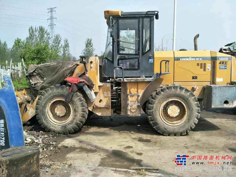 河南出售转让二手3500小时2010年龙工LG833B装载机