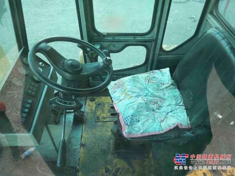 辽宁出售转让二手6000小时2006年徐工LW321F装载机