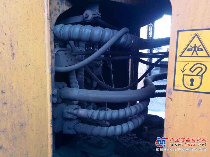山西出售转让二手3000小时2011年德工DG966装载机