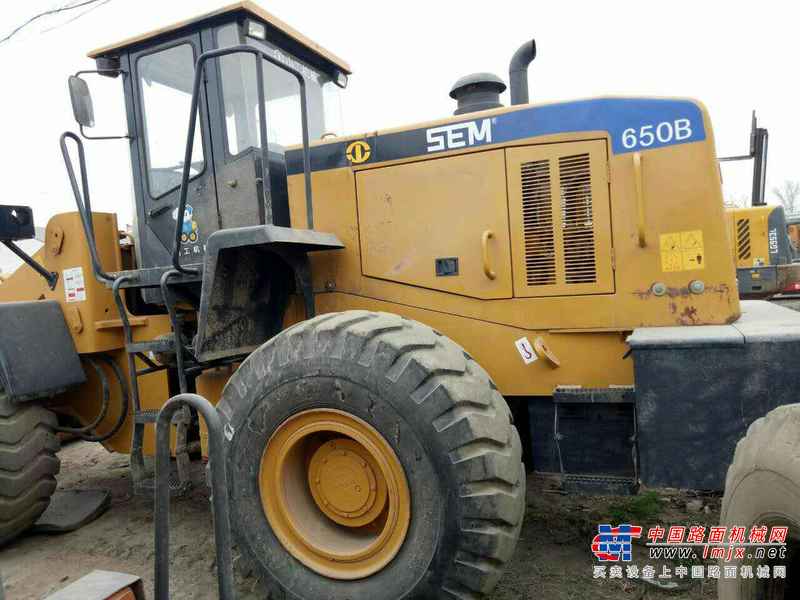 山东出售转让二手3500小时2014年山工SEM650B装载机
