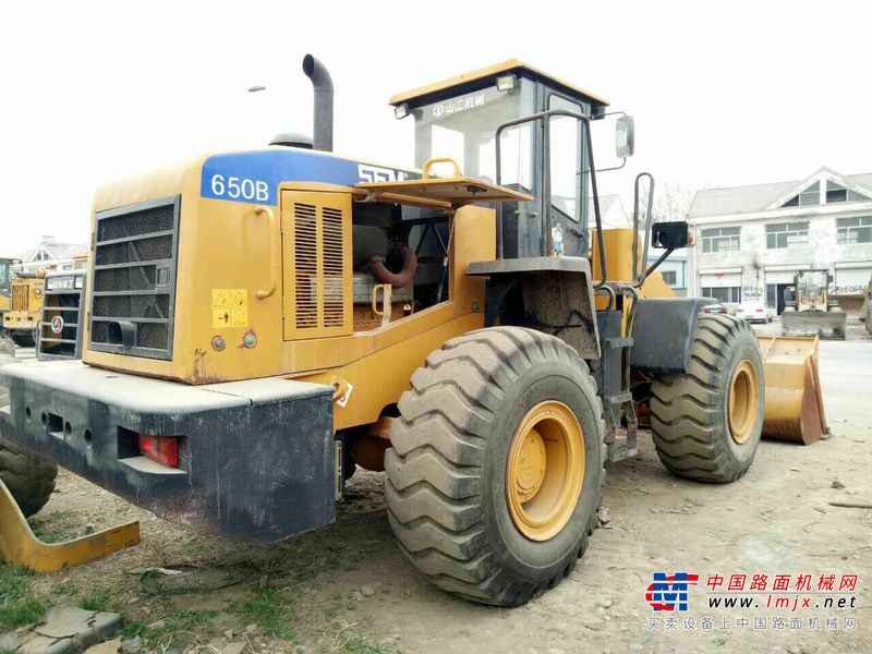 山东出售转让二手3500小时2014年山工SEM650B装载机