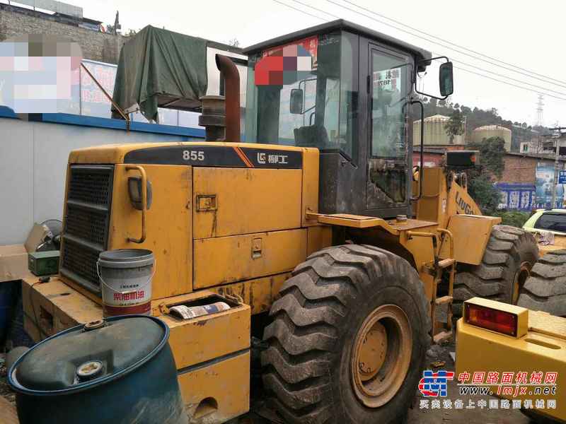 贵州出售转让二手2677小时2011年柳工CLG855装载机
