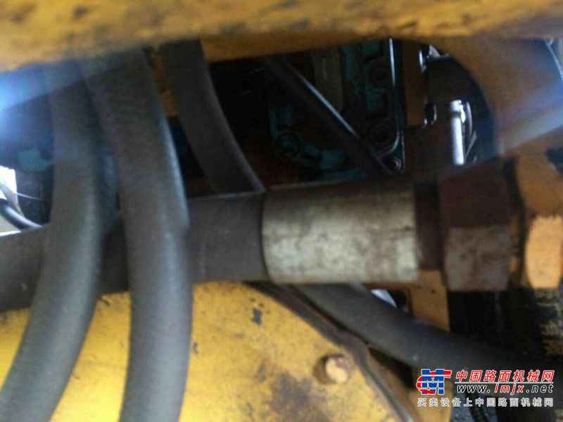 广东出售转让二手5000小时2010年龙工LG855B装载机