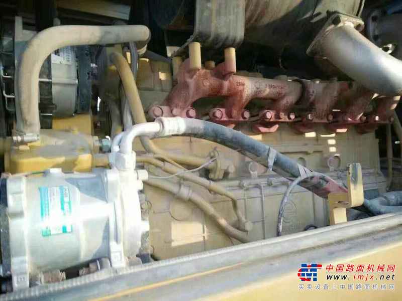 内蒙古出售转让二手2600小时2011年龙工LG855D装载机