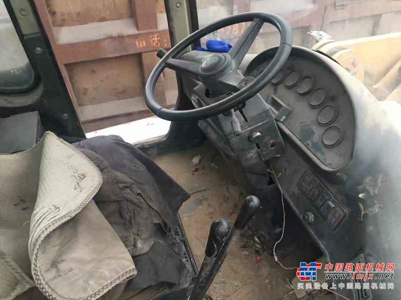 湖北出售转让二手5000小时2010年龙工LG850装载机