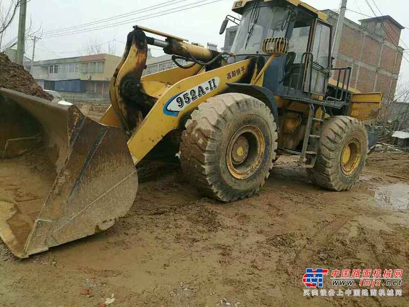 湖北出售转让二手7000小时2011年宇通952A装载机