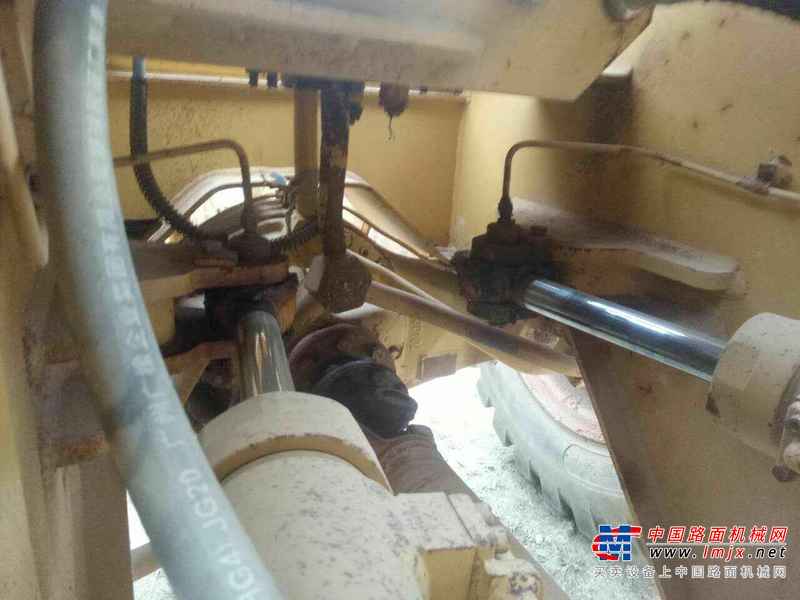 广东出售转让二手4000小时2013年柳工ZL30E装载机