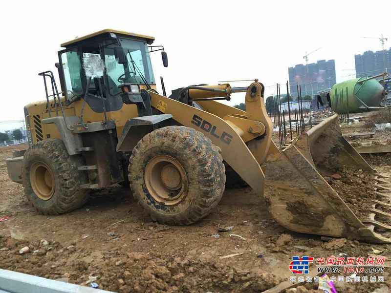 江西出售转让二手4900小时2013年临工LG952H装载机