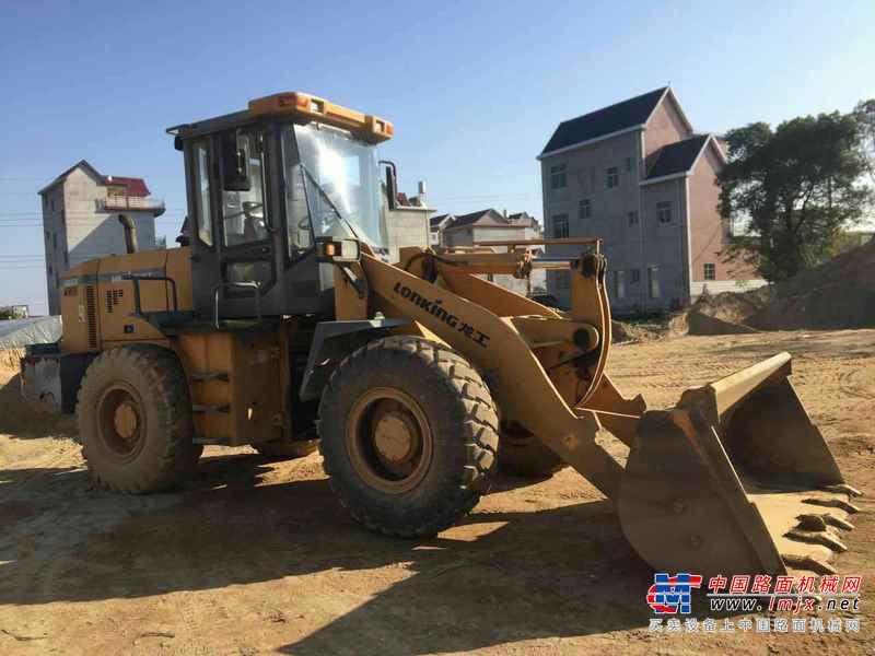 江西出售转让二手2600小时2011年龙工LG833B装载机