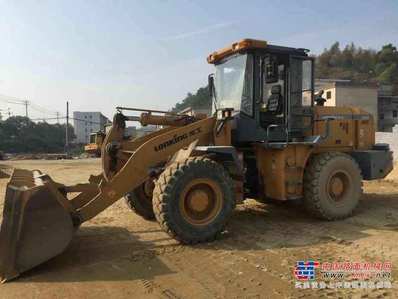 江西出售转让二手3500小时2013年龙工LG833B装载机