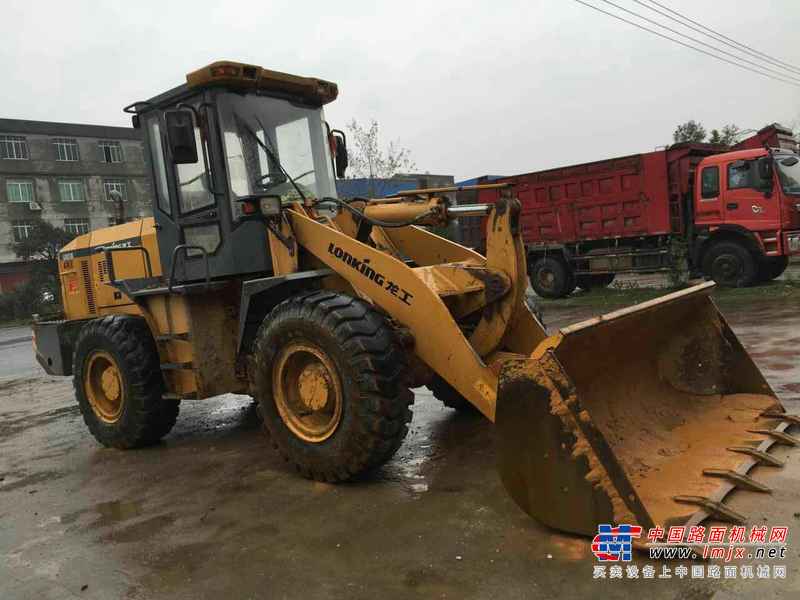 江西出售转让二手3800小时2013年龙工LG833B装载机