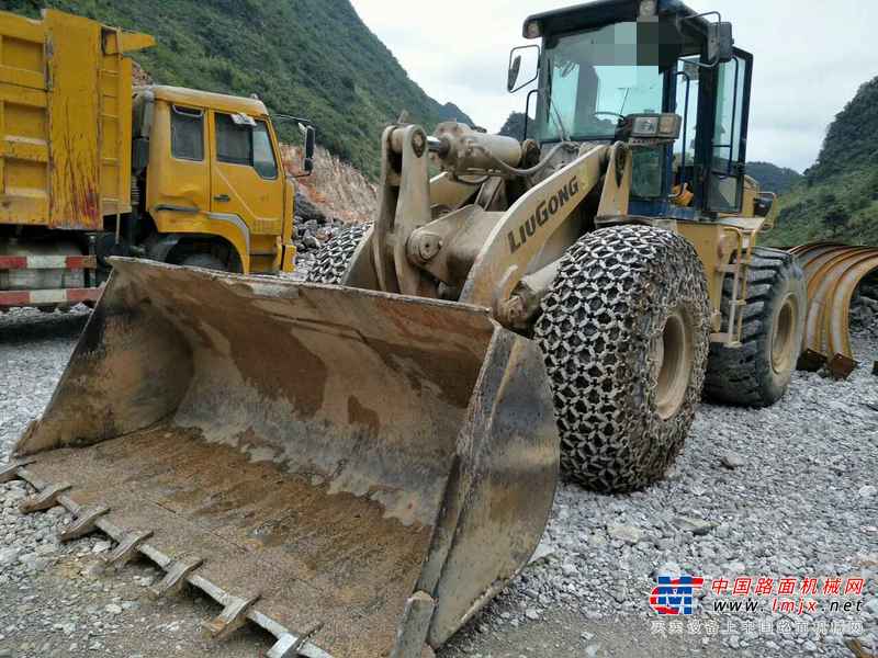 贵州出售转让二手8000小时2009年柳工CLG855装载机